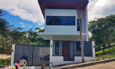 for sale brand-new house with 3 bedroom plus 2 gated parking in talamban cebu city