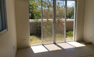 Ready for Occupancy Townhouse for Sale with Condo Title in Sta Rosa
