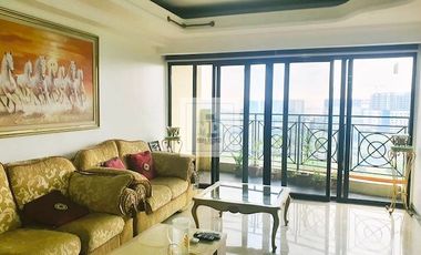 Upgraded 4-Bedroom Unit For Sale at Bayview International Towers Paranaque Near the Airport and Entertainment City