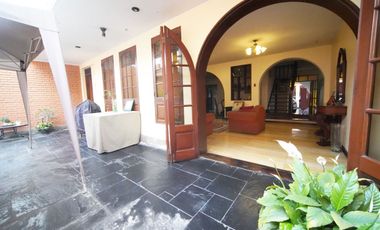 Venta de Casa Exclusiva en Santa Patricia, La Molina