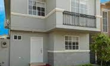 SE ALQUILA CASA UBICADA EN URBNIZACION CASA LAGUNA - MODELO MARINA