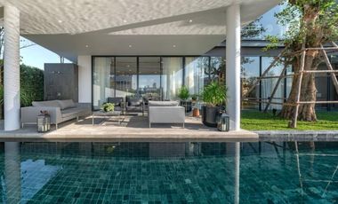 Issara Residence Rama 9 - 4BR Villa for sale with Maidroom (Last Villa)