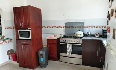 Terreno 485m2 Construcción 228m2