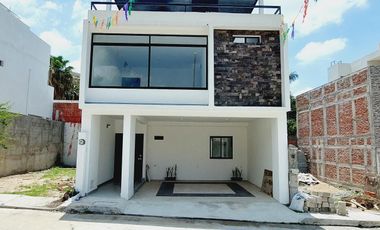 Casa en venta en Fraccionamiento  Privado Santa Rita 
