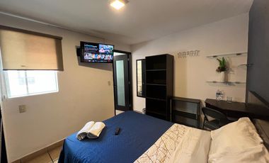 Habitación Amueblada con Servicios Incluidos en Planta Baja