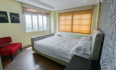 FOR RENT/SALE: 3 Bedroom Fully Furnished Unit in MCKINLEY GARDEN VILLAS