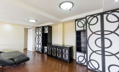 FOR RENT/SALE: 3 Bedroom Fully Furnished Unit in MCKINLEY GARDEN VILLAS