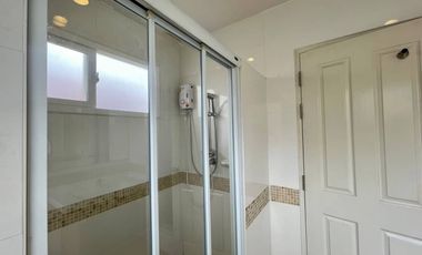 House for sale 2 story ,Wararom project ,Third Ring Road, near Charoen Charoen Market, San Kamphaeng, Chiang Mai
