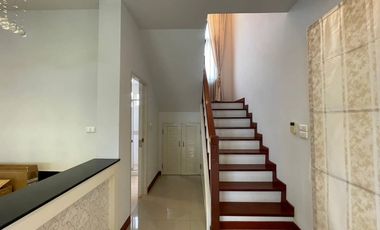 House for sale 2 story ,Wararom project ,Third Ring Road, near Charoen Charoen Market, San Kamphaeng, Chiang Mai