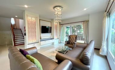 House for sale 2 story ,Wararom project ,Third Ring Road, near Charoen Charoen Market, San Kamphaeng, Chiang Mai