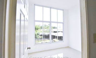 BRIANA SINGLE ATTACHED NEAR NAIA, MOA , TAGAYTAY 30MINS .Ready for Occupancy