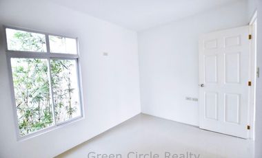 BRIANA SINGLE ATTACHED NEAR NAIA, MOA , TAGAYTAY 30MINS .Ready for Occupancy