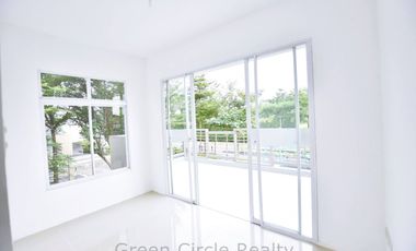 BRIANA SINGLE ATTACHED NEAR NAIA, MOA , TAGAYTAY 30MINS .Ready for Occupancy