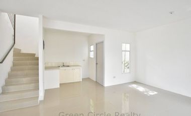 BRIANA SINGLE ATTACHED NEAR NAIA, MOA , TAGAYTAY 30MINS .Ready for Occupancy
