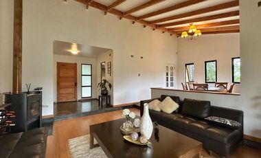 Se vende hermosa propiedad ubicada en condominio Los robles de Cayumapu, Valdivia