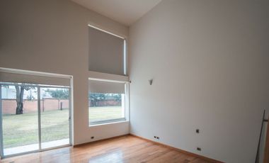 RESIDENCIA EN VENTA EN FRACCIONAMIENTO EL LUCERO