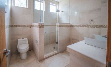 RESIDENCIA EN VENTA EN FRACCIONAMIENTO EL LUCERO