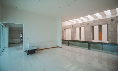 RESIDENCIA EN VENTA EN FRACCIONAMIENTO EL LUCERO