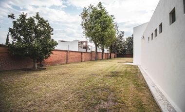 RESIDENCIA EN VENTA EN FRACCIONAMIENTO EL LUCERO