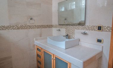 RESIDENCIA EN VENTA EN FRACCIONAMIENTO EL LUCERO