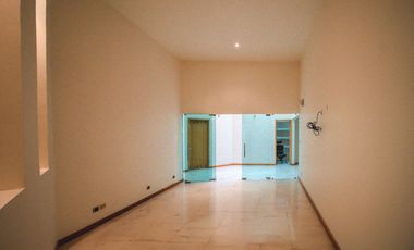 RESIDENCIA EN VENTA EN FRACCIONAMIENTO EL LUCERO