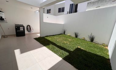 RENTA DE CASA AMUEBLADA EN MAYORAZGO SALIDA LEON SILAO