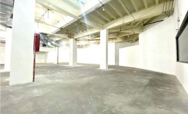 EXTRAORDINARIO LOCAL DE ARRIENDO