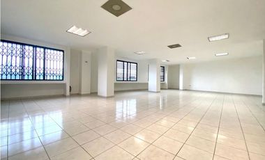 EXTRAORDINARIO LOCAL DE ARRIENDO