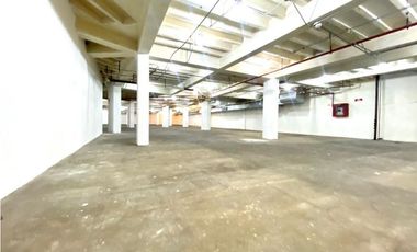 EXTRAORDINARIO LOCAL DE ARRIENDO