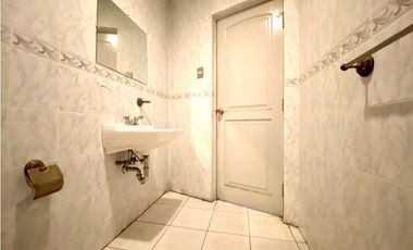 EXTRAORDINARIO LOCAL DE ARRIENDO