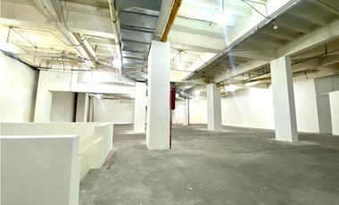 EXTRAORDINARIO LOCAL DE ARRIENDO