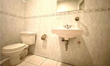 EXTRAORDINARIO LOCAL DE ARRIENDO