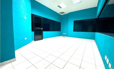 EXTRAORDINARIO LOCAL DE ARRIENDO