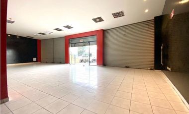 EXTRAORDINARIO LOCAL DE ARRIENDO
