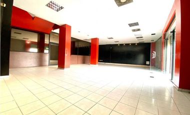 EXTRAORDINARIO LOCAL DE ARRIENDO