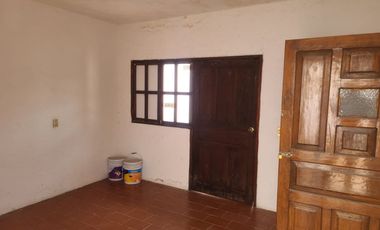 VENTA DE 2 LOCALES, UN DEPARTAMENTO Y UN SALÓN DE EVENTOS EN ARAGÓN - CENTRO, QUERÉTARO.