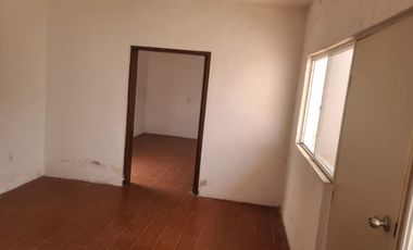 VENTA DE 2 LOCALES, UN DEPARTAMENTO Y UN SALÓN DE EVENTOS EN ARAGÓN - CENTRO, QUERÉTARO.