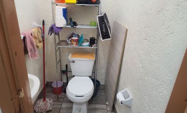 VENTA DE 2 LOCALES, UN DEPARTAMENTO Y UN SALÓN DE EVENTOS EN ARAGÓN - CENTRO, QUERÉTARO.