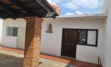 VENTA DE 2 LOCALES, UN DEPARTAMENTO Y UN SALÓN DE EVENTOS EN ARAGÓN - CENTRO, QUERÉTARO.