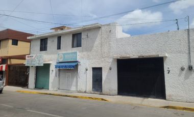 VENTA DE 2 LOCALES, UN DEPARTAMENTO Y UN SALÓN DE EVENTOS EN ARAGÓN - CENTRO, QUERÉTARO.