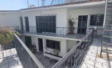 CASA SOLA EN LOMAS DEL CARRIL TEMIXCO
