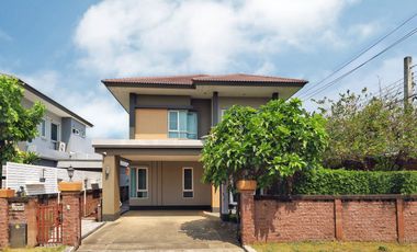 House for sale, Laddarom Chaiyaphruek - Chaengwattana, 87.2 sq m., 4 bedrooms, 3 bathrooms, front of the house, not colliding with anyone, beautiful condition, few owners
