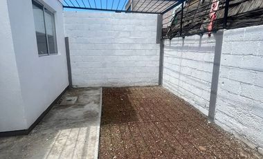 Hermosa casa en esquna