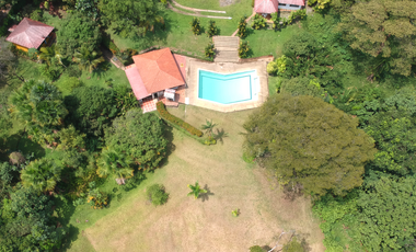 Finca con increíble vista al llano