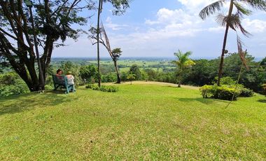 Finca con increíble vista al llano