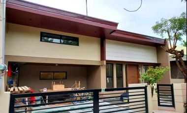 Bungalow House in President Heights  Bf Homes Parañaque
