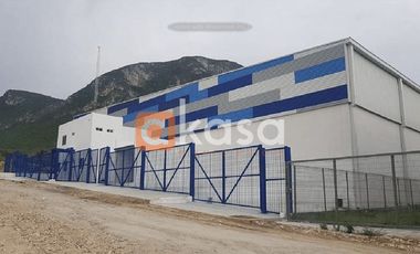 Bodega Industrial Renta 3,000 m2 en Escobedo.