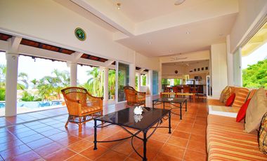 Villa con vista al mar y acceso a la playa - Huatulco