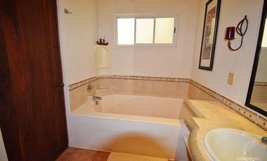 Villa con vista al mar y acceso a la playa - Huatulco
