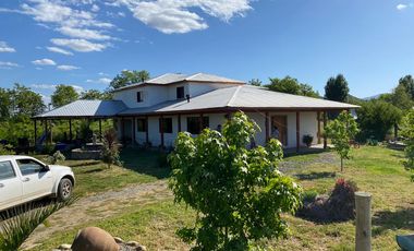 Casa grande en 5000 mtrs de terreno